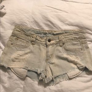 Light wash LF carmar shorts